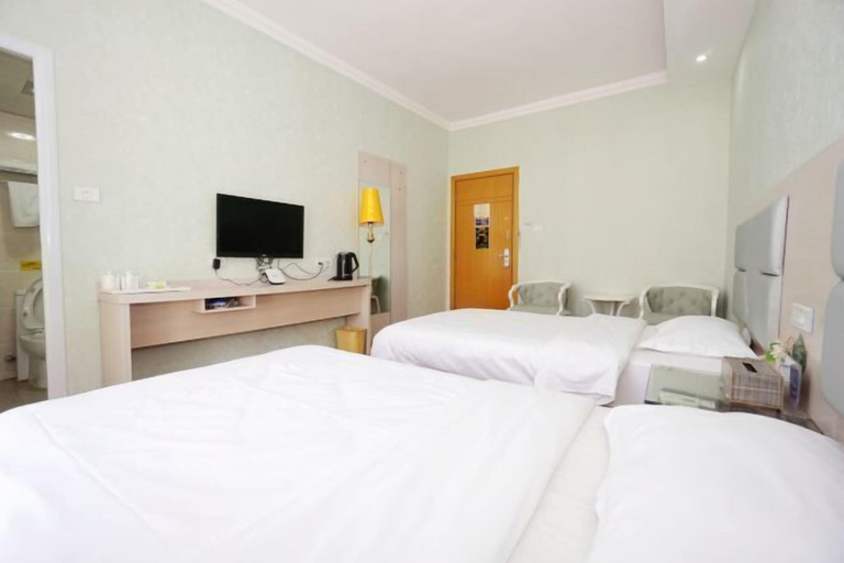 Bedroom 5, Huilindun Fashion Hotel, Guilin
