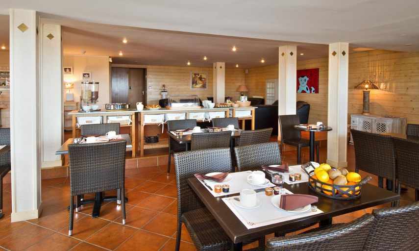 Food & Drinks 5, Family Golf Hotel, Charente-Maritime