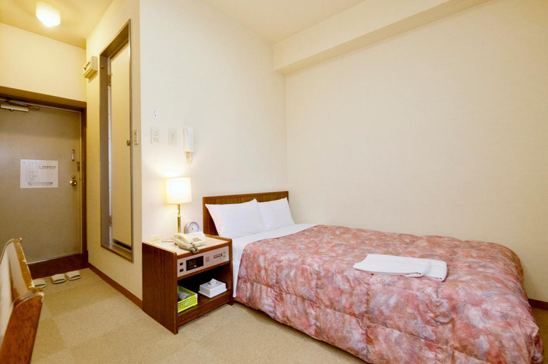Bedroom 3, Hotel SkyHeart Kawasaki, Kawasaki