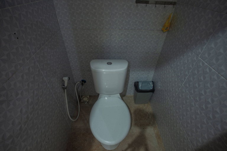 Bathroom 5, Lucky Hostel, Klungkung