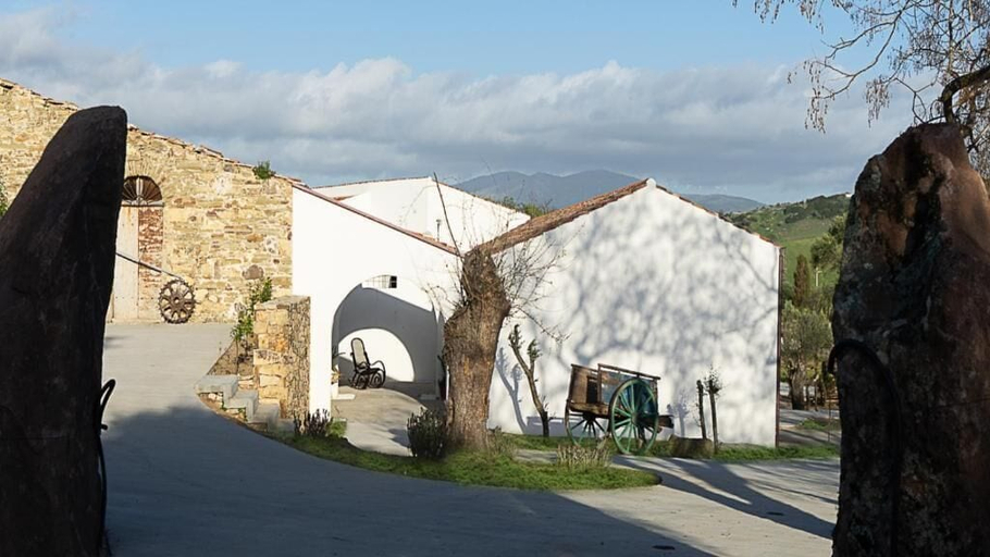 Exterior & Views 2, Albergo Rurale Casa Fois, Sassari