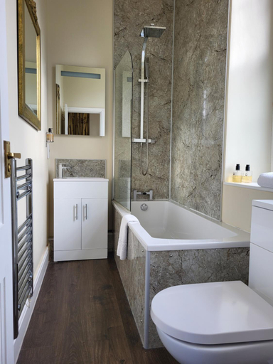 Bathroom 3, Hall Garth Hotel, BW Signature Collection, Darlington
