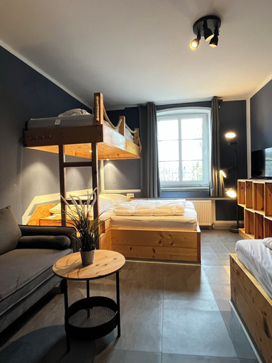 Bedroom 3, Blue Doors Hostel KTV, Rostock