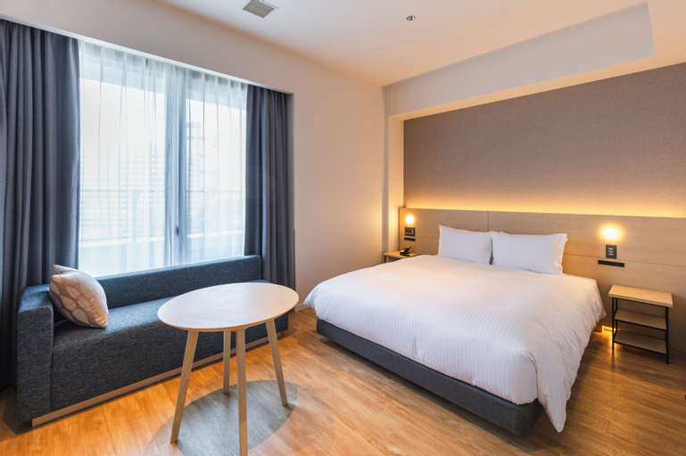 Bedroom 27
