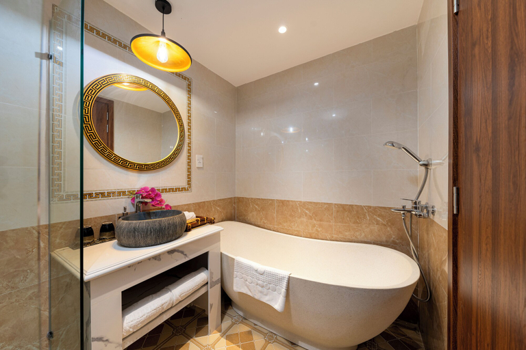 Bathroom 4, Soluna D'Annam - The Art of Hoi An Relaxation, Da Nang