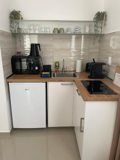 Others 4, Morpheus apartmani, Sremska Mitrovica