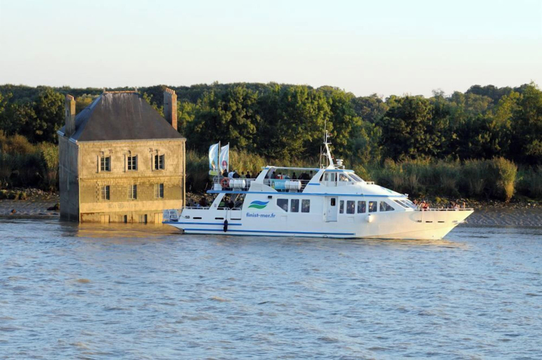 Exterior & Views 2, ibis Styles Nantes Saint Herblain, Loire-Atlantique