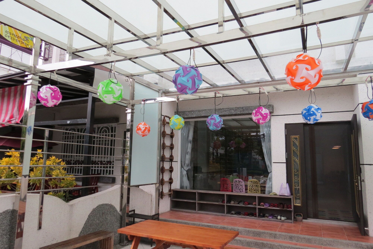 Exterior & Views 2, Locking Taitung B&B, Taitung