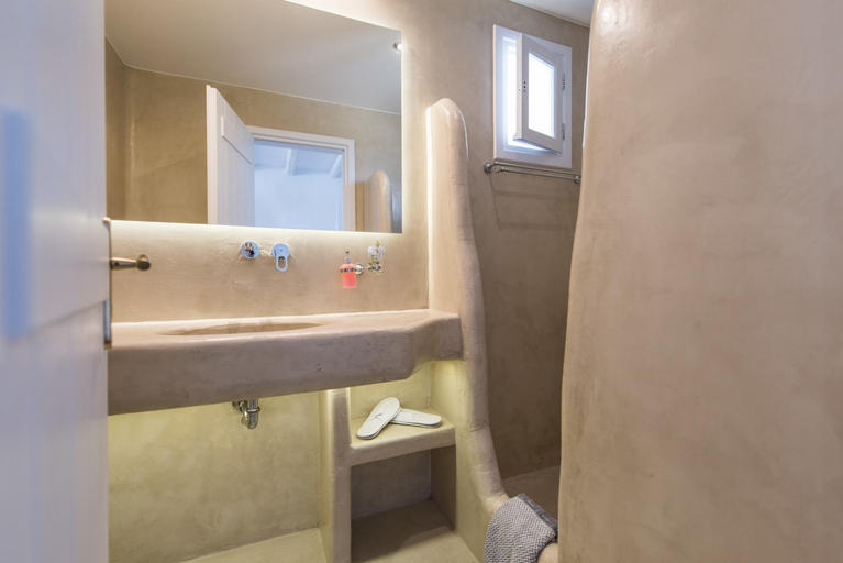 Bathroom 5, Cycladic Islands Hotel, South Aegean
