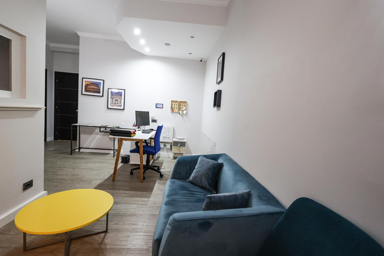 Public Area 3, Seven Kings Relais, Rome