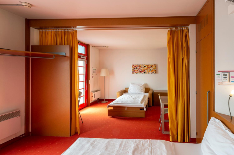 Bedroom 3, Orange Wings Krems, Krems an der Donau Stadt