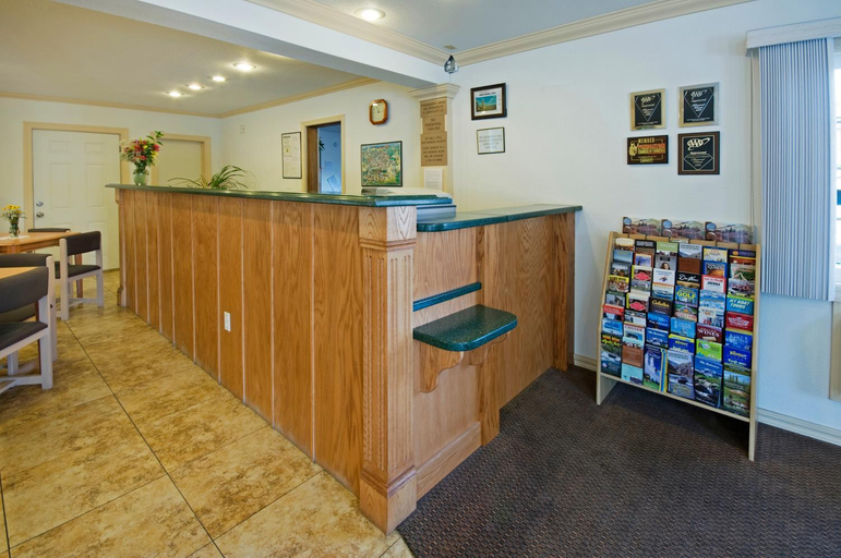 Public Area 3, Americas Best Value Inn Pendleton, Umatilla