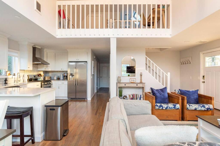 Others 3, Bright Oasis in Beautiful North Fork Wine Country, Suffolk
