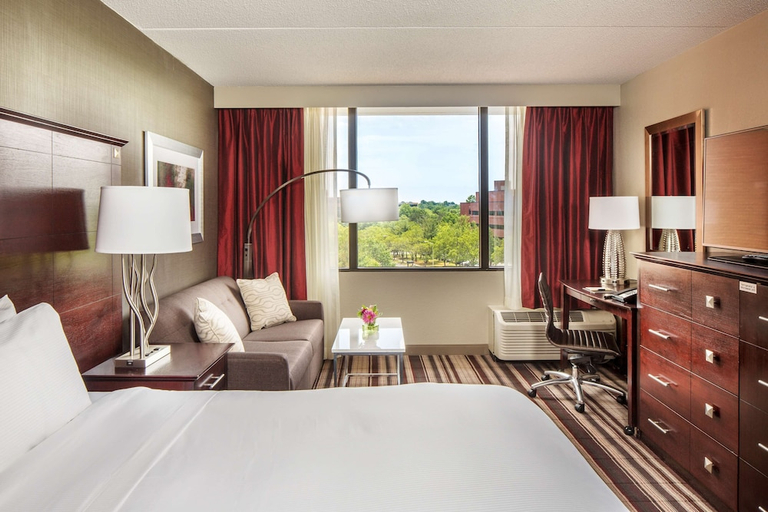 Bedroom 3, Doubletree By Hilton Hotel Largo-Washington Dc, Prince George's