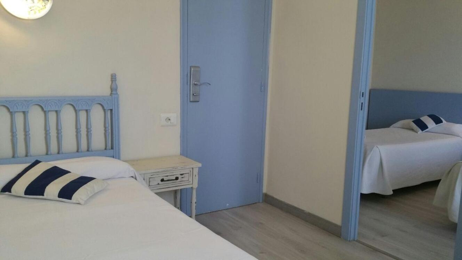 Bedroom 3, Hotel del Mar, Girona