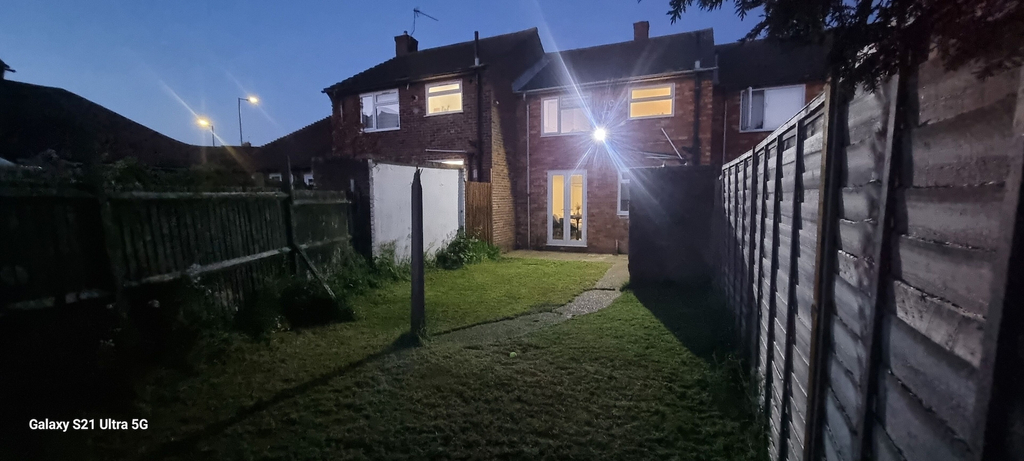 Exterior 4, 3 Bed House Sleeps 5 - Parking, Garden, Pets, Slough