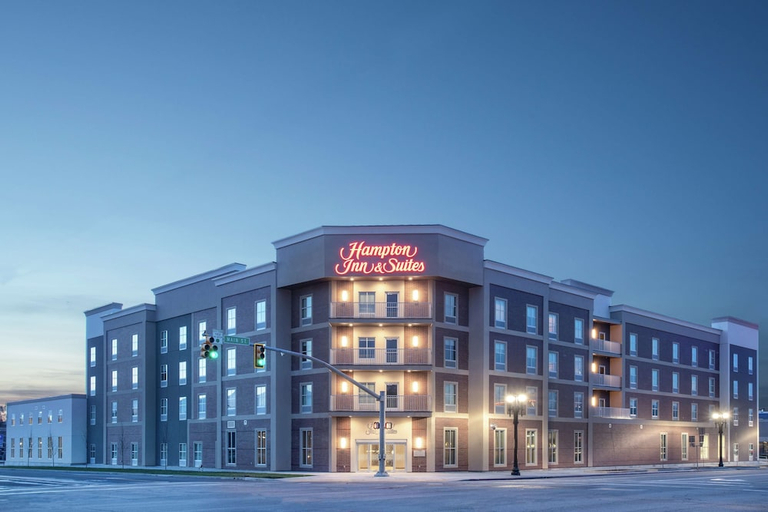 Exterior & Views, Hampton Inn & Suites Logan, Cache