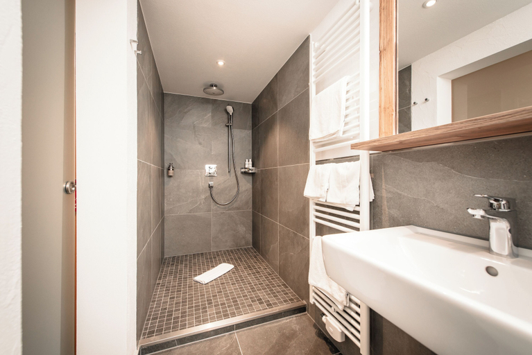 Bathroom 4, Hotel Tradizio, Bregenz