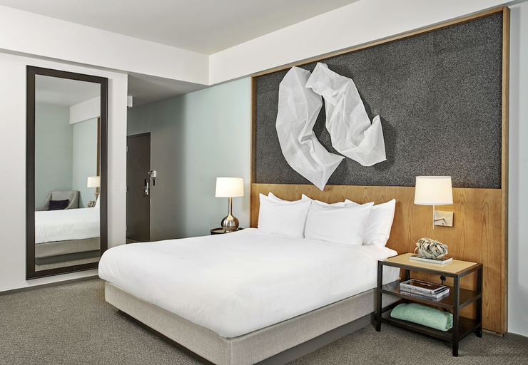 Bedroom 3, 21c Museum Hotel Louisville, Jefferson