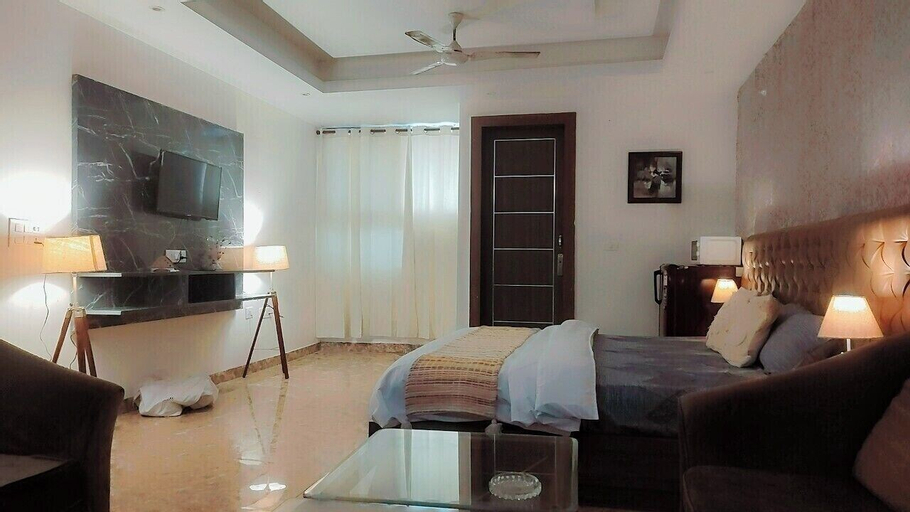 Bedroom 4, Hotel Pushpanjali, West