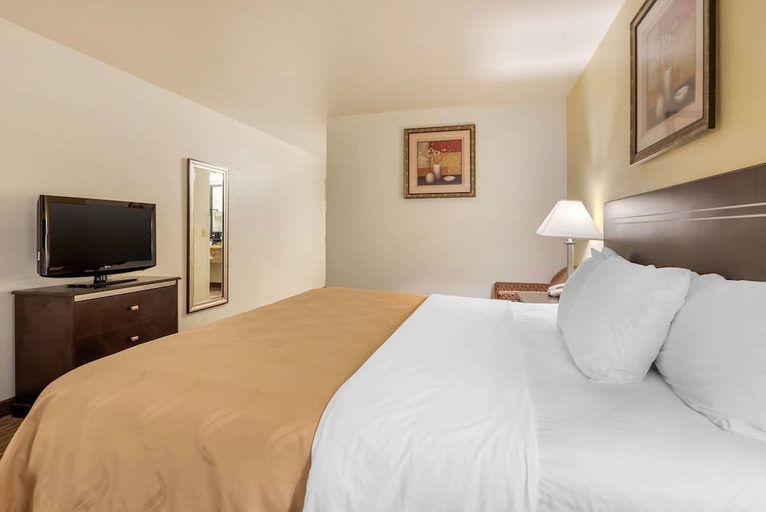Bedroom 3, Quality Inn & Suites Limon, Lincoln