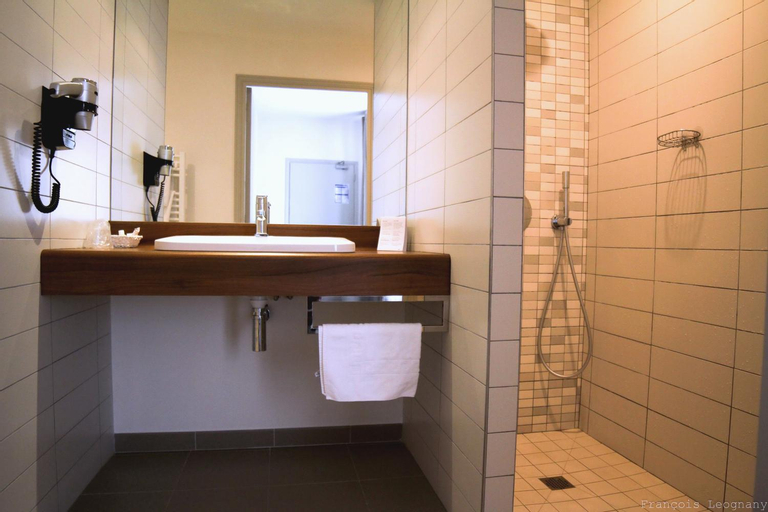 Bathroom 3