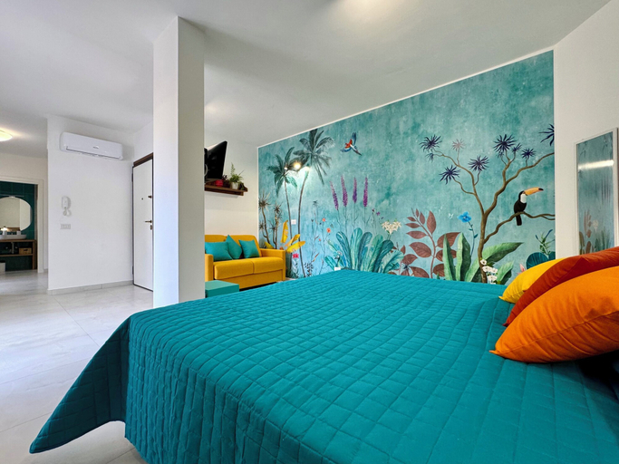 Interior 2, YourHome - Blu Jade House, Napoli