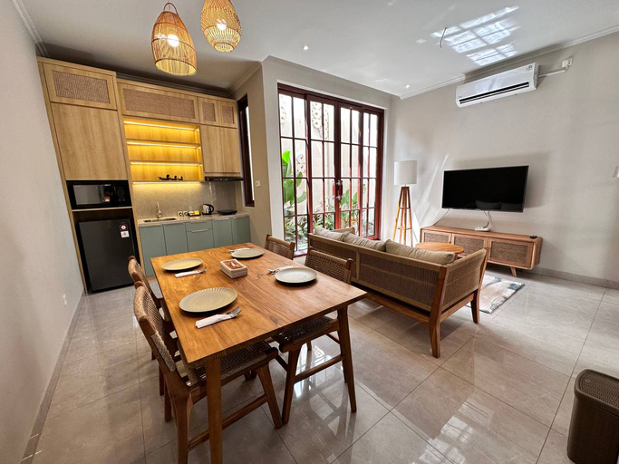 Dining Room 5, Putu Soemantri Four Persons Villas, Badung