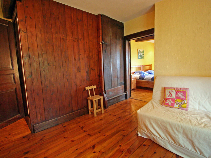 Bedroom 4, Historic Hideaway in Exbomont, Liège