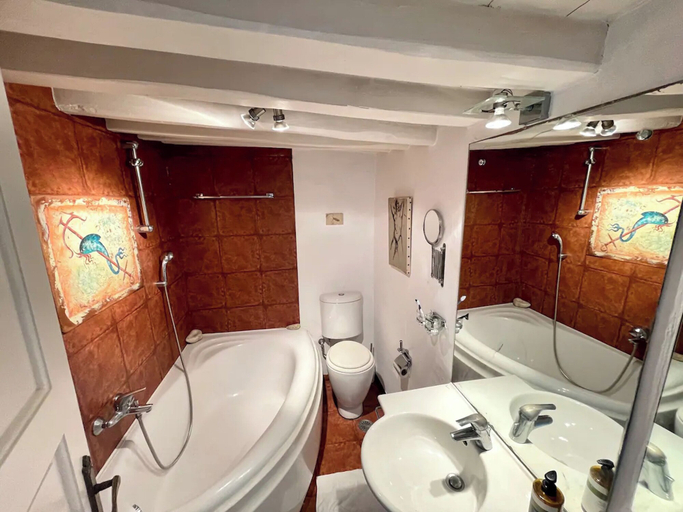 Bathroom 4, Unique Townhouse at Mykonos Chora, South Aegean
