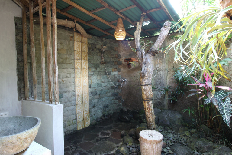 Bathroom 3, Capital O 94012 Dewa Jati House, Gianyar