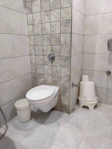 Bathroom 4, Hotel Luxura, Patan
