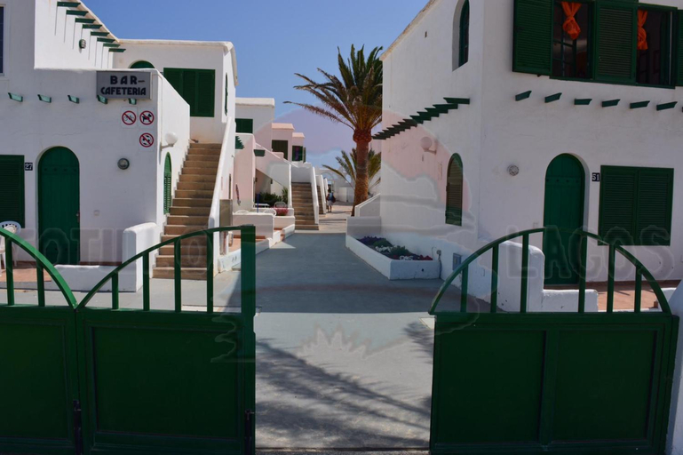Public Area, Cotillo Lagos, Las Palmas