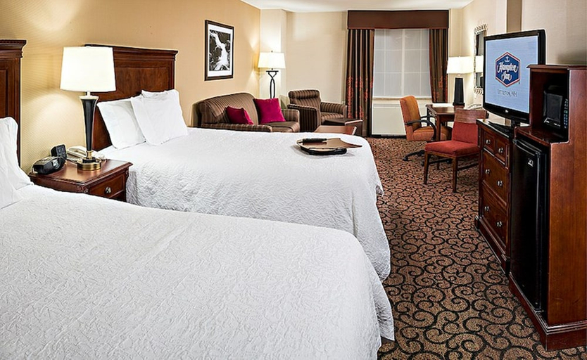Bedroom 3, Hampton Inn Littleton, Grafton