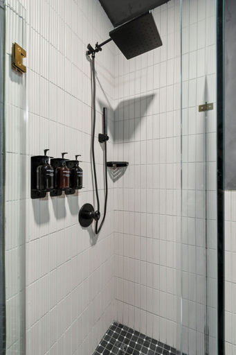 Bathroom 3, Society Hill Hotel, Philadelphia