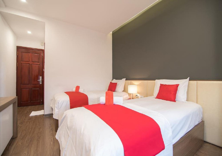 Bedroom 2, Queen's Hotel, Cầu Giấy