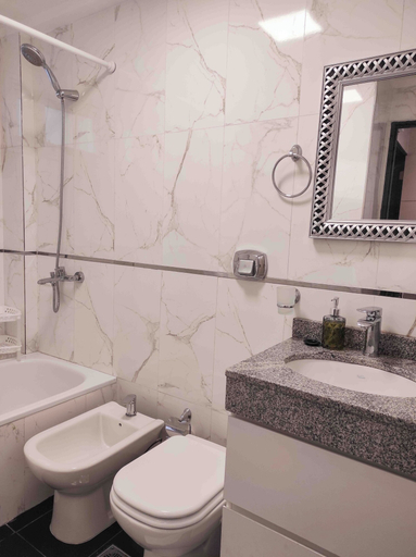 Bathroom, Apart26 C425 Dpto hermoso en Tucumán, Capital