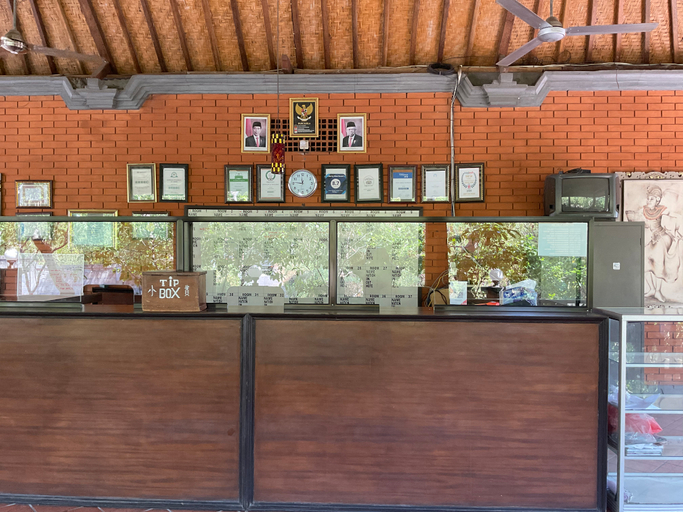 Public Area 3, Liberty Dive Resort, Karangasem