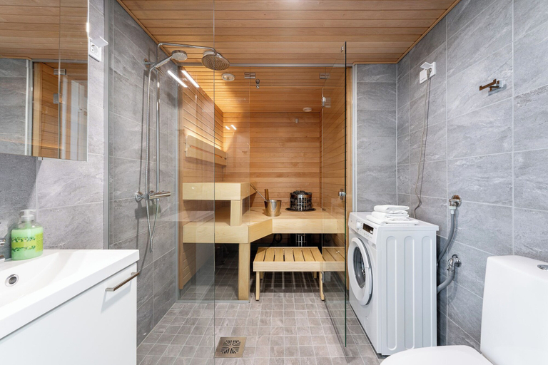 Bathroom 4, 3BR Modern Loft Penthouse with Sauna & Parking, Pirkanmaa