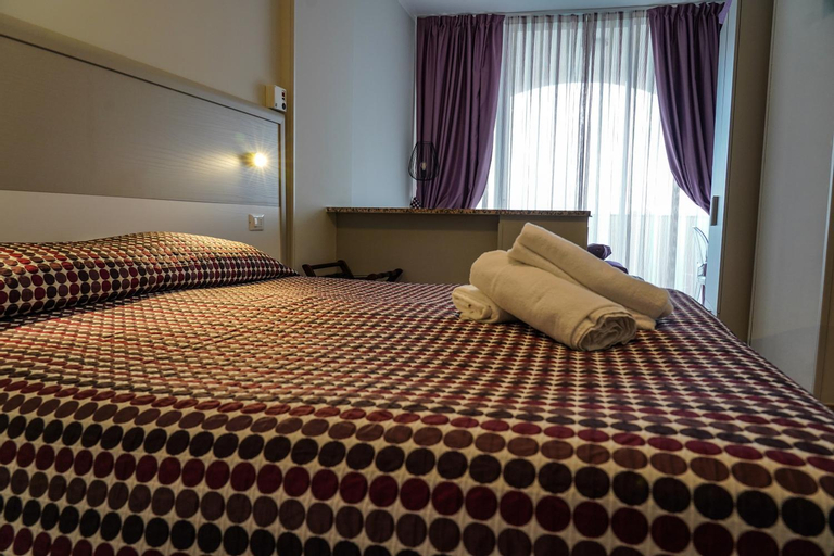 Bedroom 15