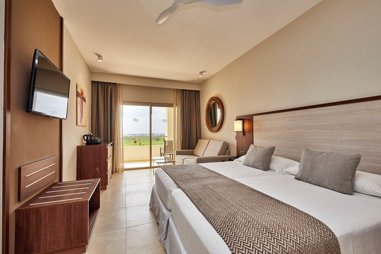 Bedroom 3, Hotel Riu Jambo - All Inclusive, Kaskazini 'A'