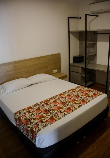 Others 5, POMAROSA, Medellín