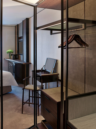 Bedroom 12