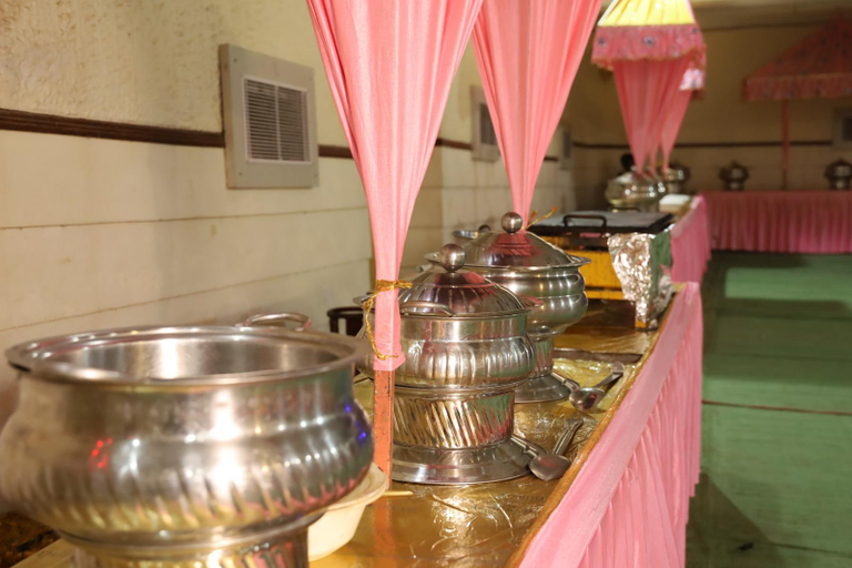 Food & Drinks, Hotel Kumkum Chhaya, Panna