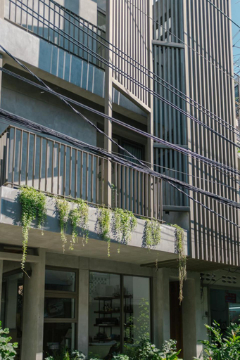 Others 5, APT476, Khlong San