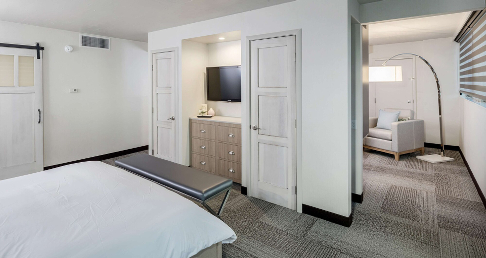 Bedroom 19