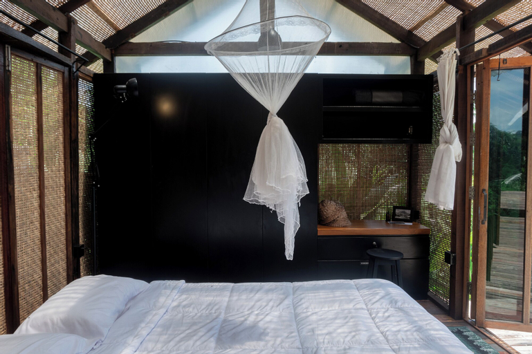 Bedroom 15