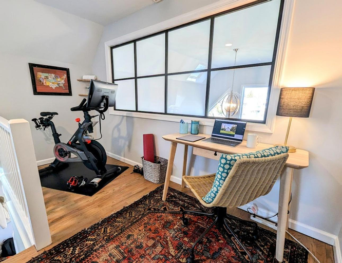 Others 4, Bright Oasis in Beautiful North Fork Wine Country, Suffolk