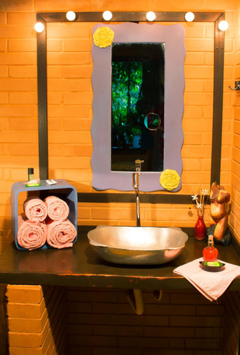 Bathroom 2, Casa de Frida Pousada Galeria, Pirenópolis