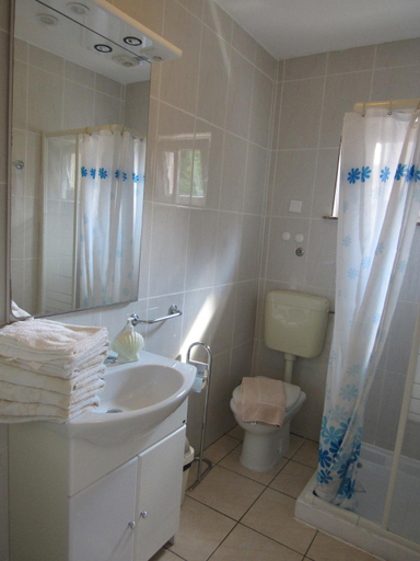 Bathroom 4, Apartments Villa Palme, Opatija/Veprinac